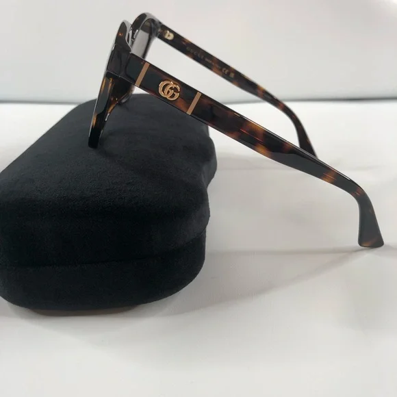 Gucci Authentic Women's Cat-Eye Sunglasses in Tortoise & Havana/Brown ~ BNIB! - Picture 4 of 7